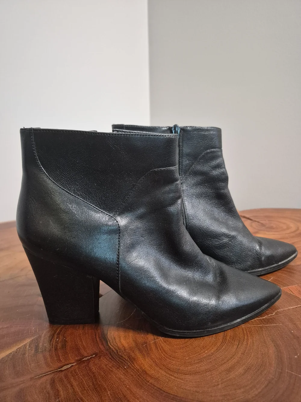 Nine West chic pointed